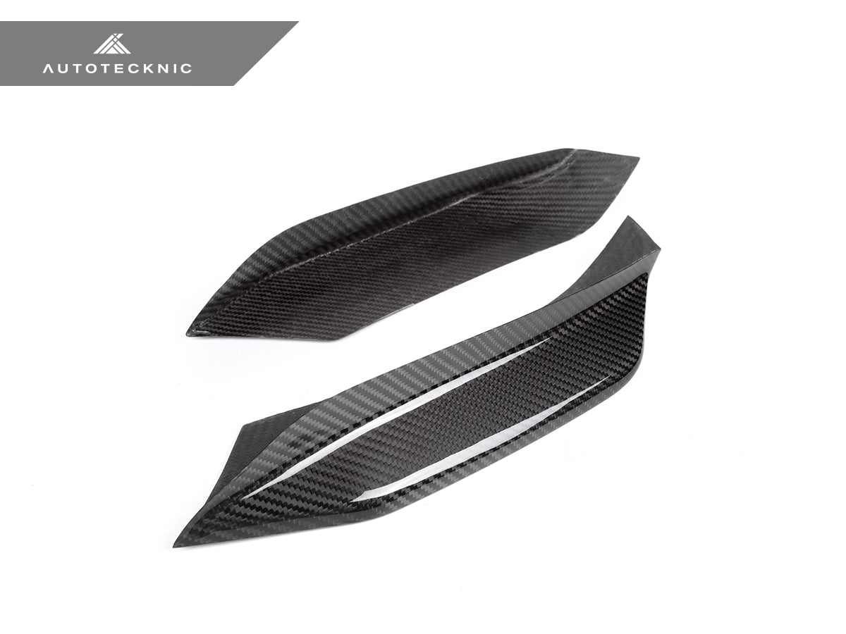 AutoTecknic Dry Carbon Corsa Bumper Trim - F80 M3 | F82/ F83 M4