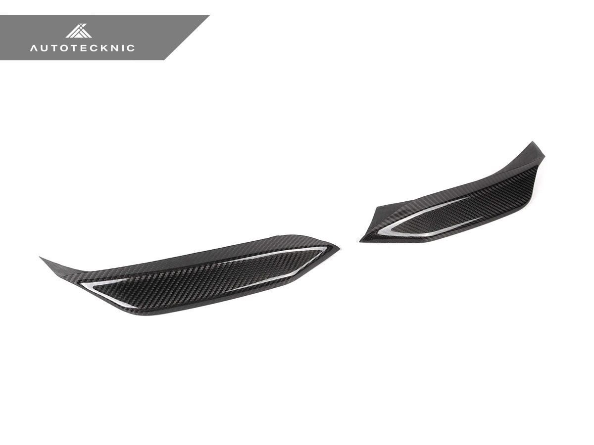 AutoTecknic Dry Carbon Corsa Bumper Trim - F80 M3 | F82/ F83 M4