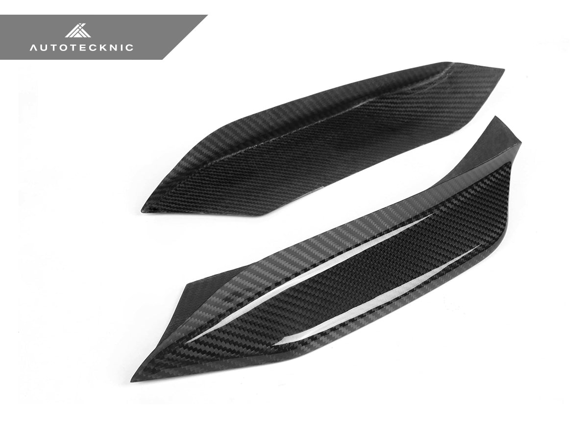 AutoTecknic Dry Carbon Corsa Bumper Trim - F80 M3 | F82/ F83 M4