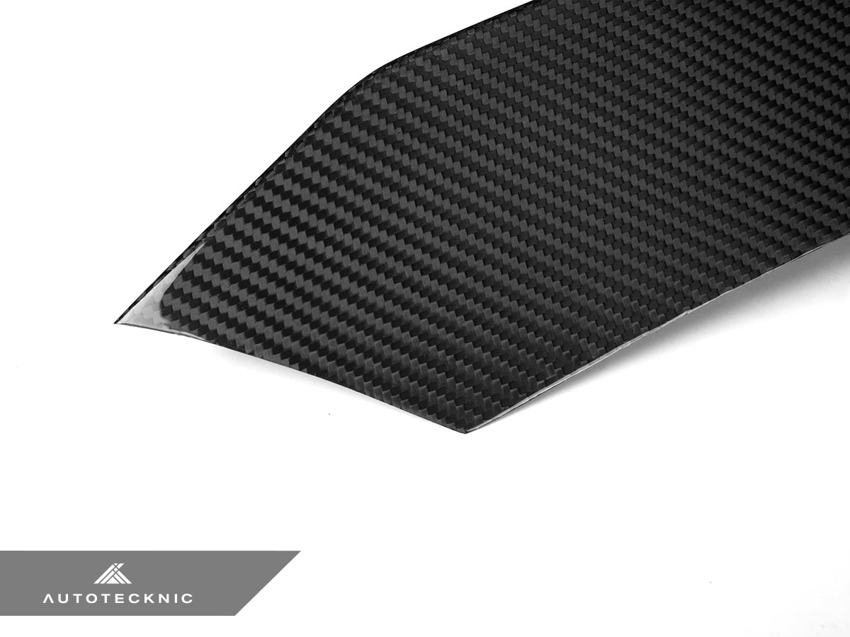 AutoTecknic Dry Carbon Corsa Bumper Trim - F80 M3 | F82/ F83 M4